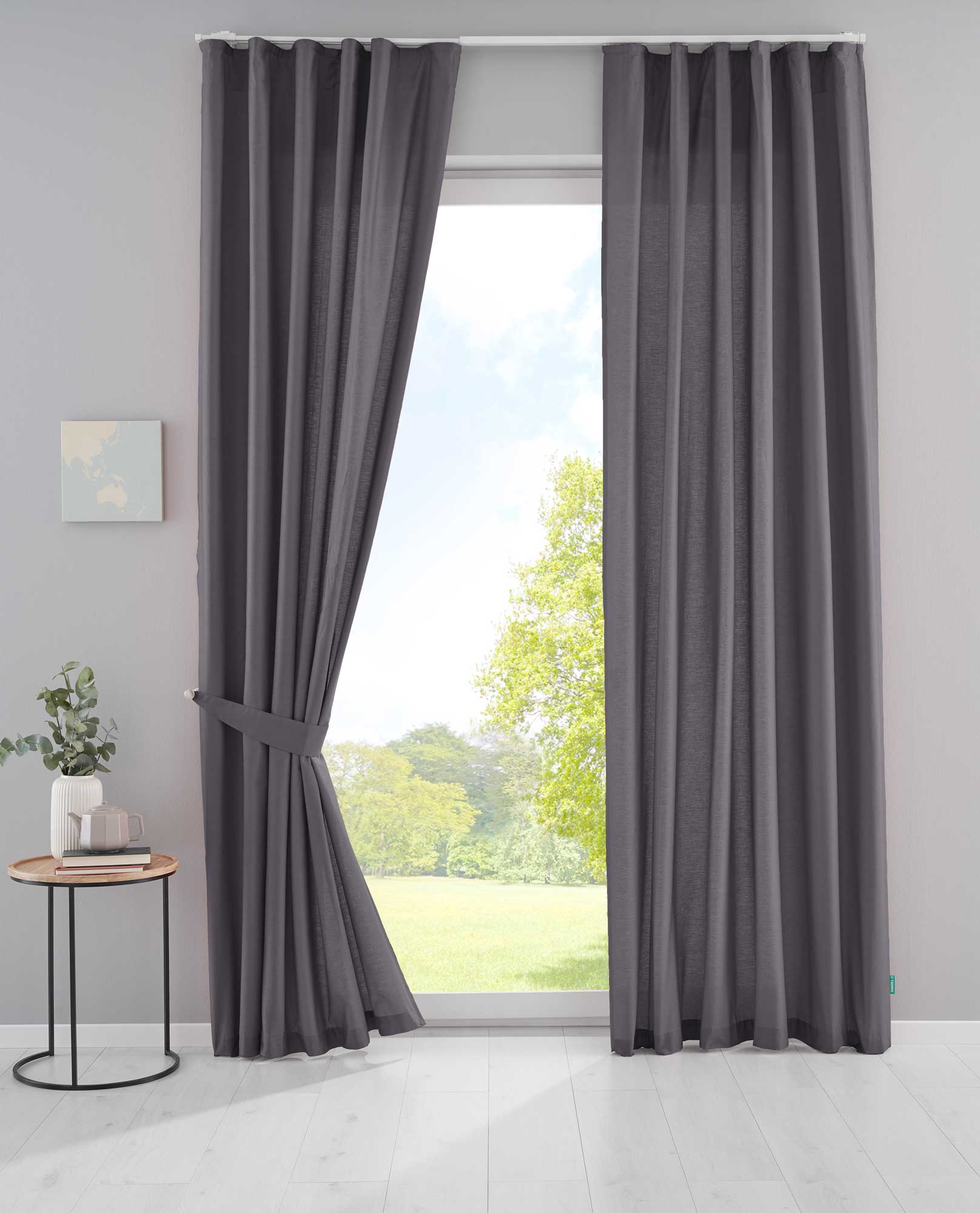 2er Set Bio Organic Vorhänge »Bremen« Reine Bio Baumwolle Blickdicht Gardinen Verdeckte Schlaufen Gardinenband Pflegeleicht 202088 Dunkelgrau HxB 250x145 cm Vorhang Set 202088dunkelgrau_23893374-d5c1-4845-baf9-8f88008168a3 | girdinenbox.com