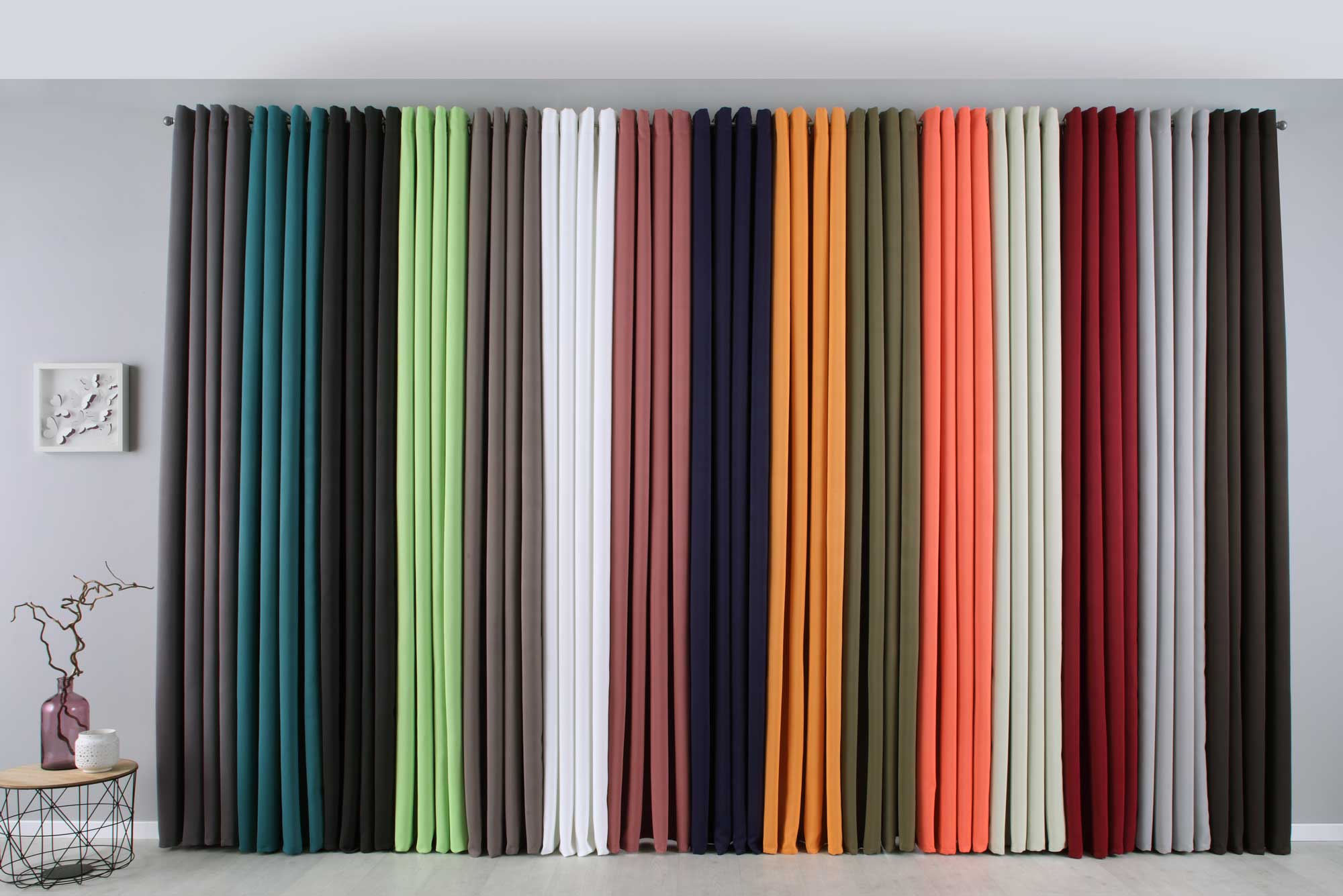 Vorhang Blickdicht »NewYork« 1er-Pack Thermo-Gardine Verdunkelungsvorhang Blackout Ösen schalldämmend UV-Schutz Raffhalter 201920600 Vorhang 201920600var | girdinenbox.com
