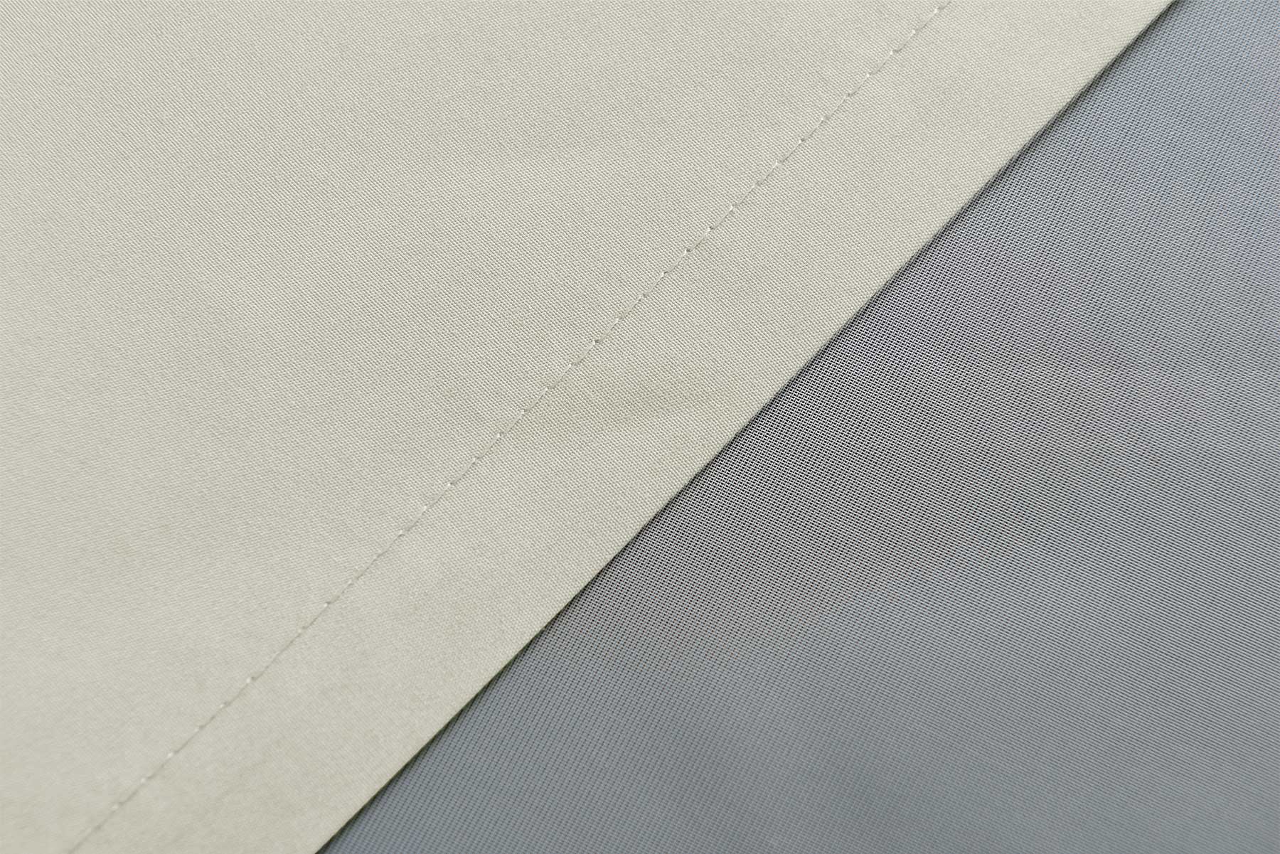 1er Set Vorhänge Schal Ösen »Berlin« Microsatin Lichtdurchlässig Uni Matt 20405N Vorhang 20400_detail_creme_2_1_d118a9b2-d919-4fb7-a195-49d537a4aa45 | girdinenbox.com