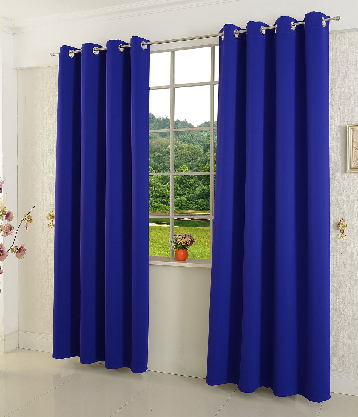 Verdunkelungsvorhang Ösen matt uni Farben blickdicht Blackout 20600 Royalblau 245x135 (HxB) Vorhang 20600royalblau_3bd6e055-e26b-4310-974a-9f13b6363e2e | girdinenbox.com