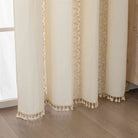 2er Set Vorhang Ösen »Osaka« HxB 245x140 cm Creme 100% Baumwolle Linenlook Makrameespitze Bommeln Raffhalter Gardinen Vorhang 3F3A7209_b97ff87c-2da8-4acb-ba7c-8482aebb08a8 | girdinenbox.com