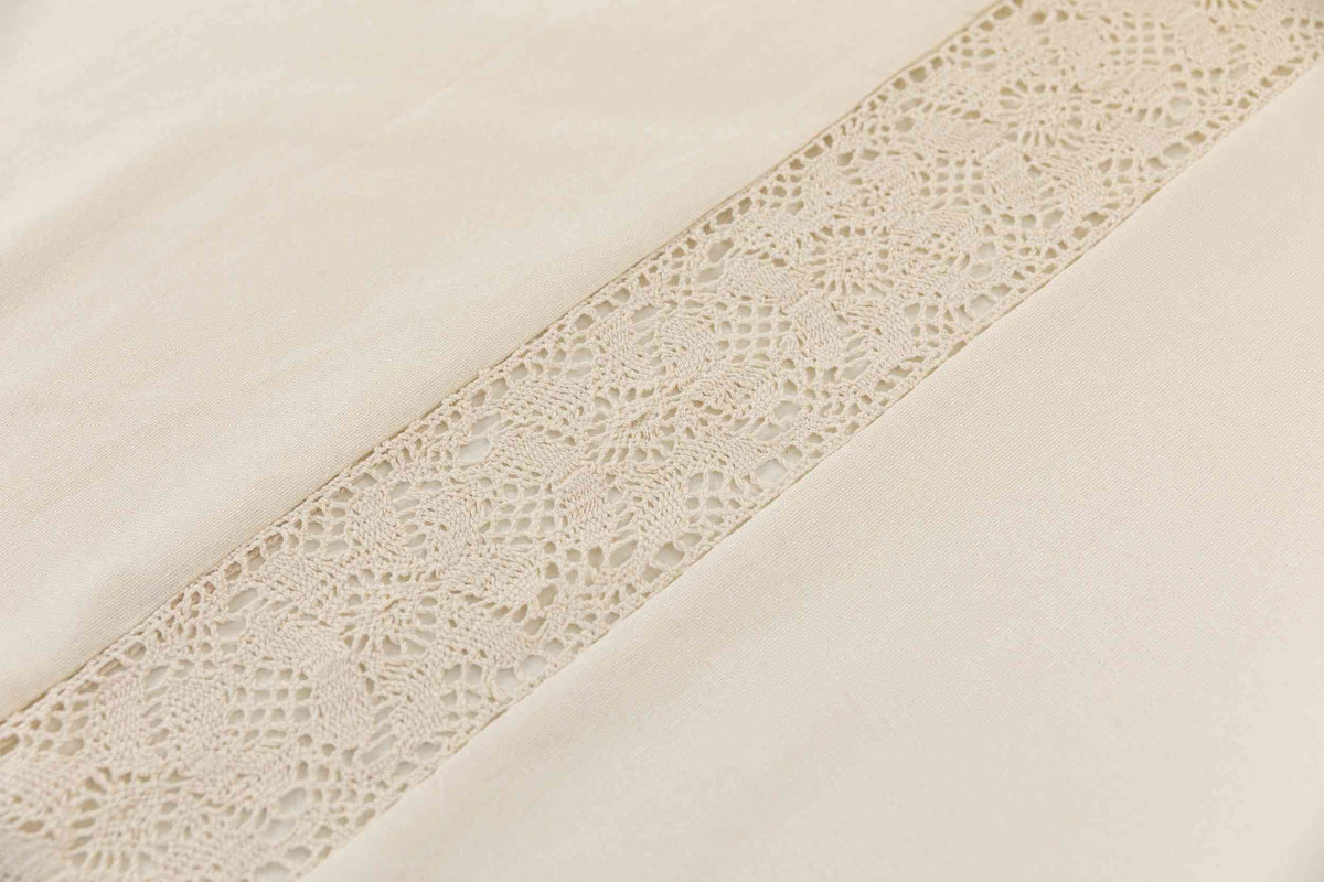 2er Set Vorhang Ösen »Osaka« HxB 245x140 cm Creme 100% Baumwolle Linenlook Makrameespitze Bommeln Raffhalter Gardinen Vorhang 3F3A7244_c4f3a6d1-590e-4adf-a781-baef3747fa62 | girdinenbox.com