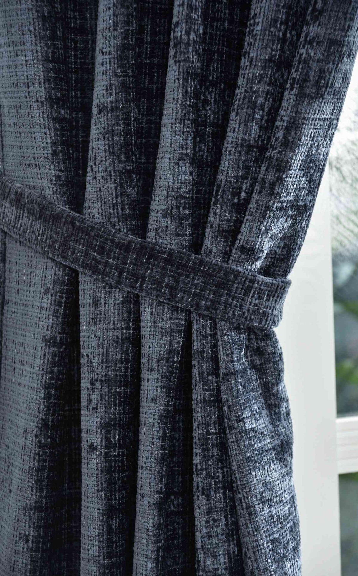 Vorhang Chenille Jacquard »RIGA« mit Multiband-Aufhängung Luxuriöser Stil für Ihr Zuhause 2023500 Vorhang Img1466 | girdinenbox.com
