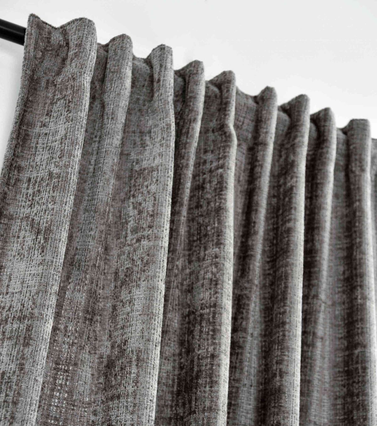 Vorhang Chenille Jacquard »RIGA« mit Multiband-Aufhängung Luxuriöser Stil für Ihr Zuhause 2023500 Vorhang Img1480 | girdinenbox.com